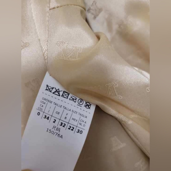 AUTHENTIC Max Mara Teddy Bomber 0 - Picture 7 of 12